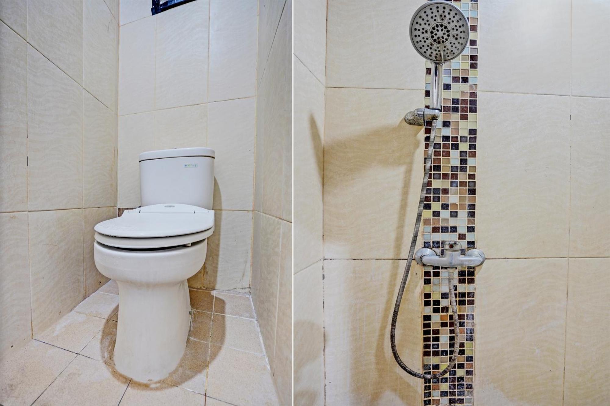 Oyo 93112 Garden Homestay 3 Merlion Surabaya Buitenkant foto